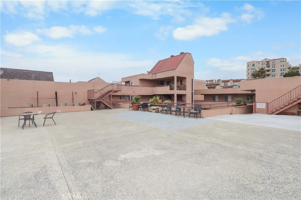 918 W College Street 317, Los Angeles, California 90012 home-pic-25