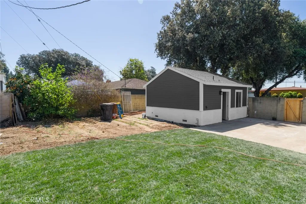 200 N Alberta Place, Fullerton, California 92833 home-pic-43