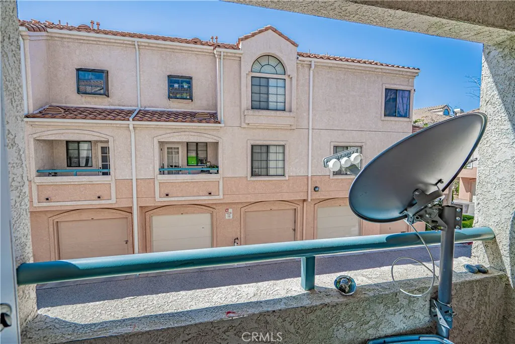 18111 Erik Court 445, Canyon Country, California 91387 home-pic-23