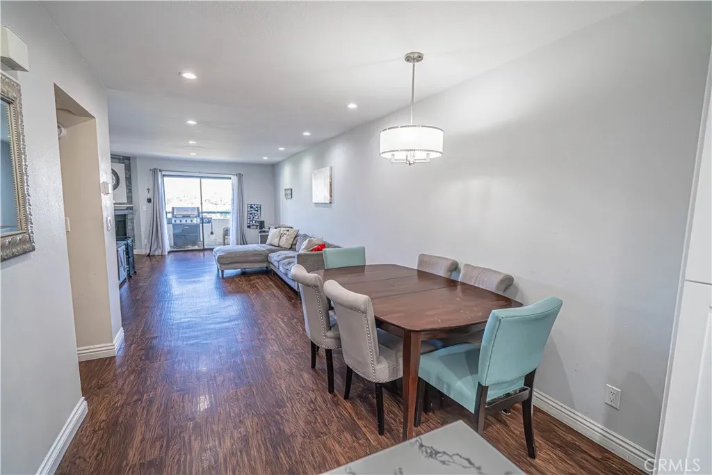 18111 Erik Court 445, Canyon Country, California 91387 home-pic-6