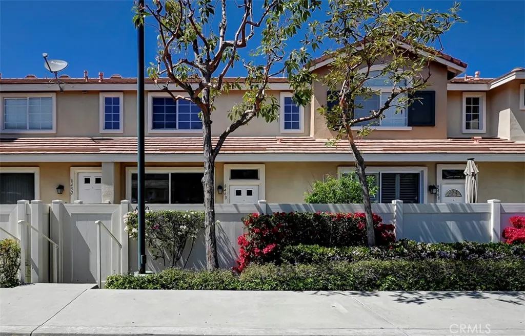 8460 E Tioga Way, Anaheim Hills, California 92808, 3 Bedrooms Bedrooms, ,3 BathroomsBathrooms,Residential,For Sale,Tioga,PW25100666