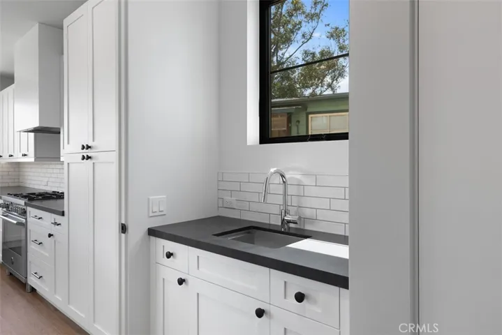 21552 Treetop Lane, Laguna Beach, California 92651