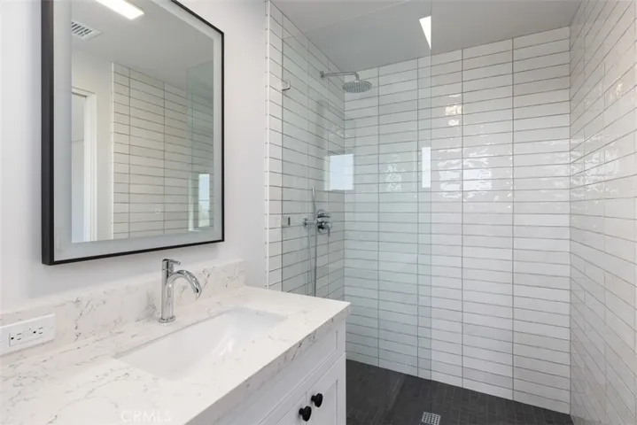 21552 Treetop Lane, Laguna Beach, California 92651