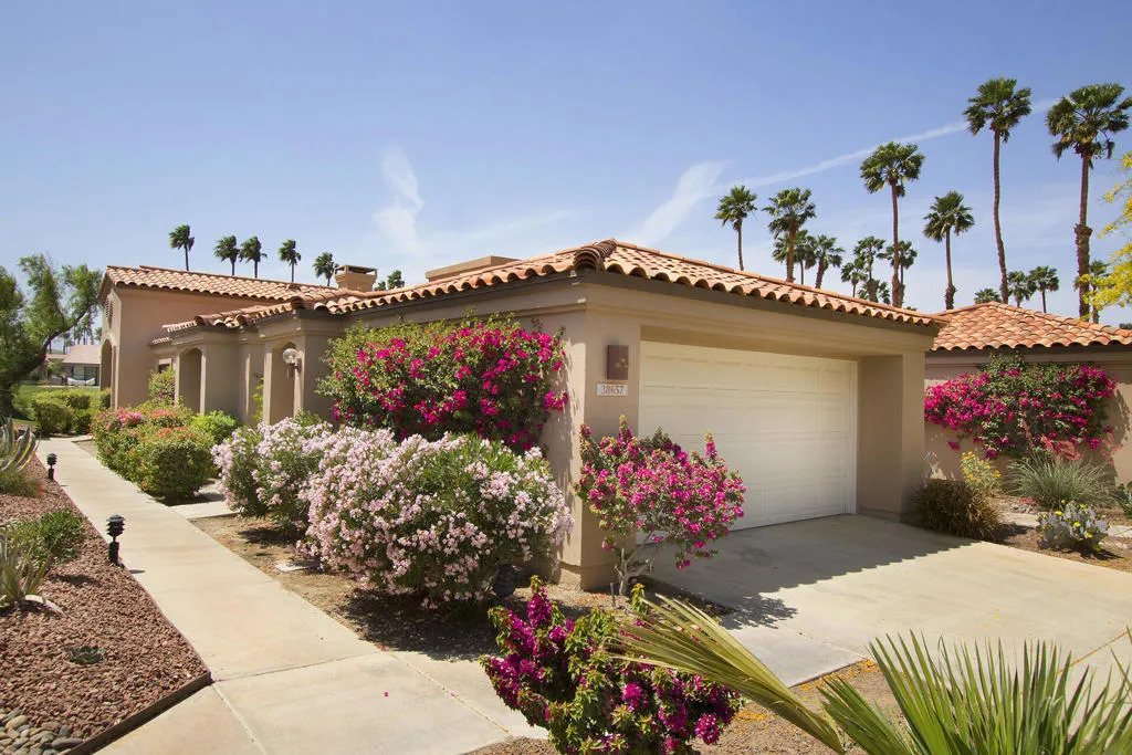 38657 Dahlia Way, Palm Desert, California 92211 home-pic-0