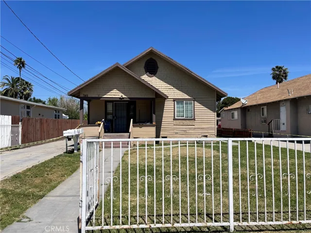 746 736 W 8th Street, San Bernardino, California 92410