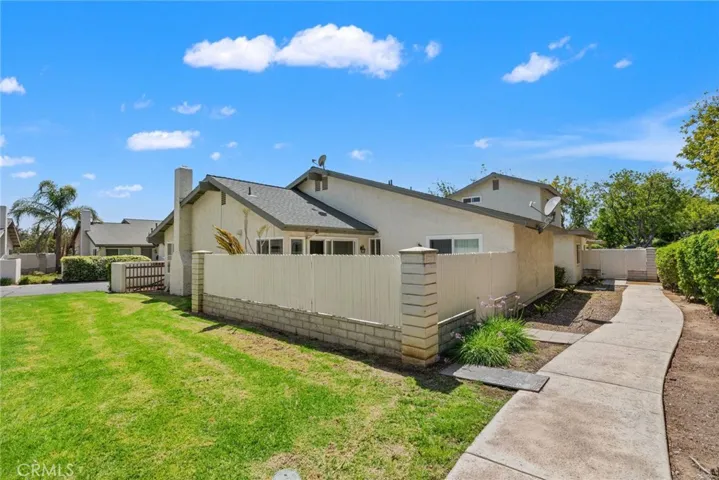 Greenbelt to rear of home