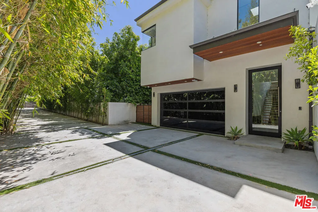 15241 Greenleaf Street, Sherman Oaks, California 91403 home-pic-50