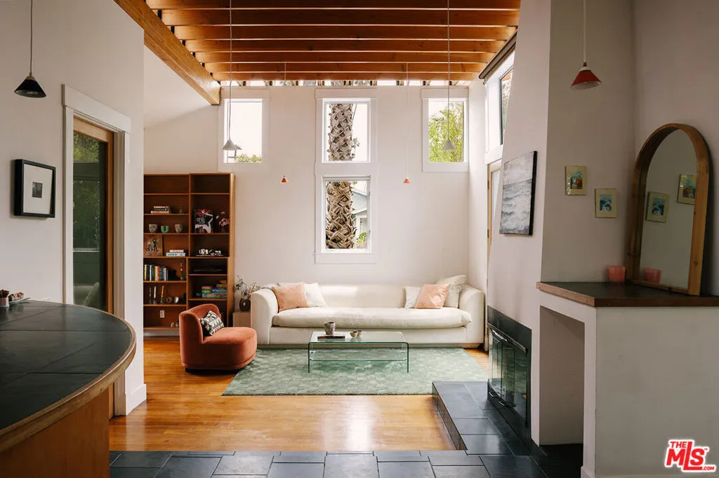 803 Boccaccio, Venice, California 90291 home-pic-3