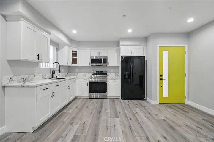 1643 W 82nd Street, Los Angeles, California 90047