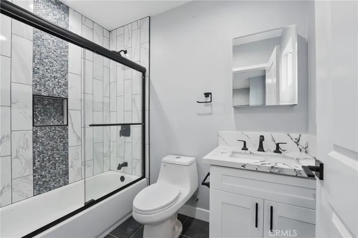 1643 W 82nd Street, Los Angeles, California 90047