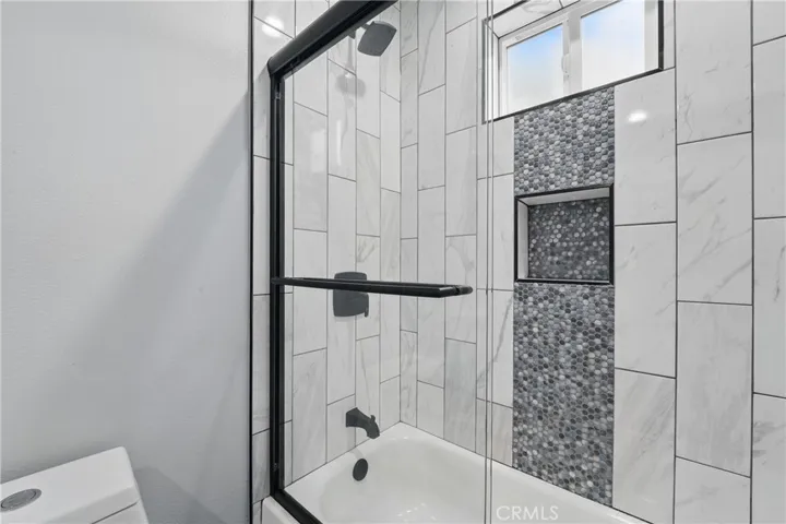 1643 W 82nd Street, Los Angeles, California 90047
