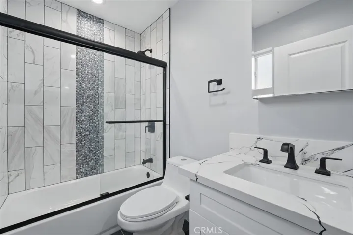 1643 W 82nd Street, Los Angeles, California 90047