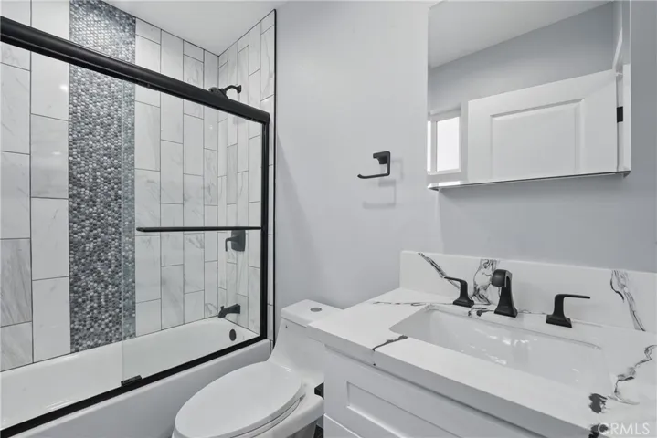 1643 W 82nd Street, Los Angeles, California 90047