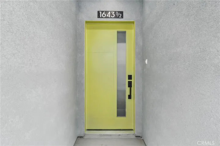 1643 W 82nd Street, Los Angeles, California 90047