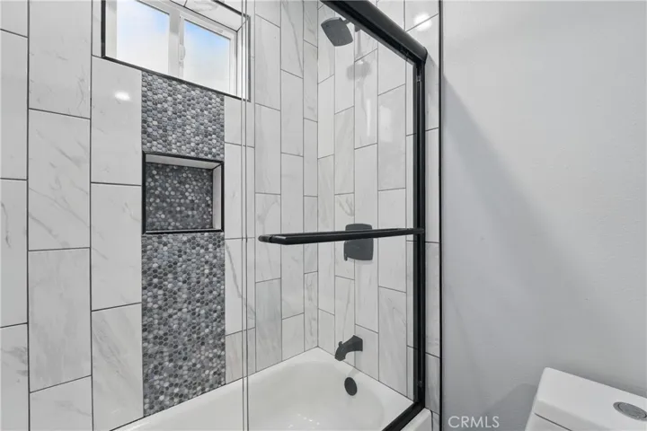 1643 W 82nd Street, Los Angeles, California 90047