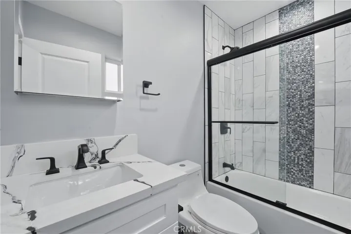 1643 W 82nd Street, Los Angeles, California 90047