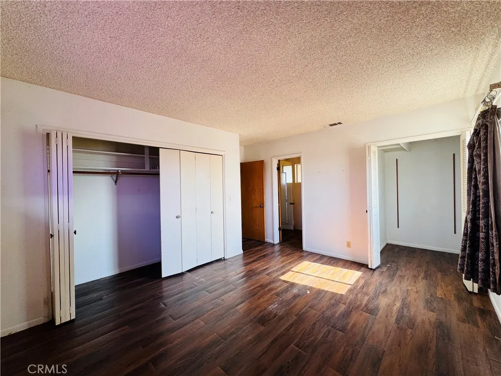 12257 Skywood Court, Riverside, California 92503 home-pic-36