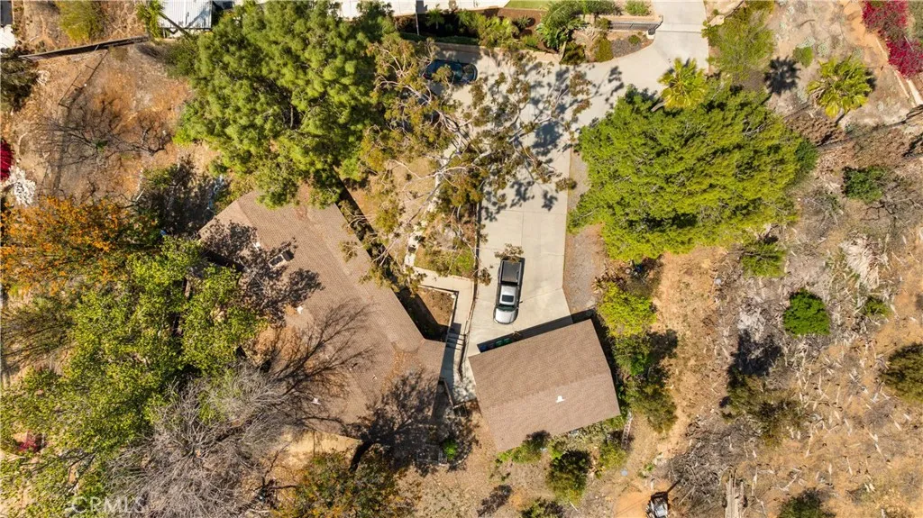 12257 Skywood Court, Riverside, California 92503 home-pic-18