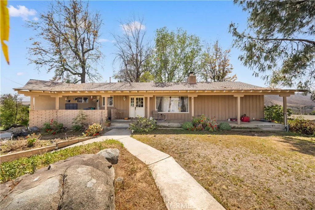 12257 Skywood Court, Riverside, California 92503 home-pic-0