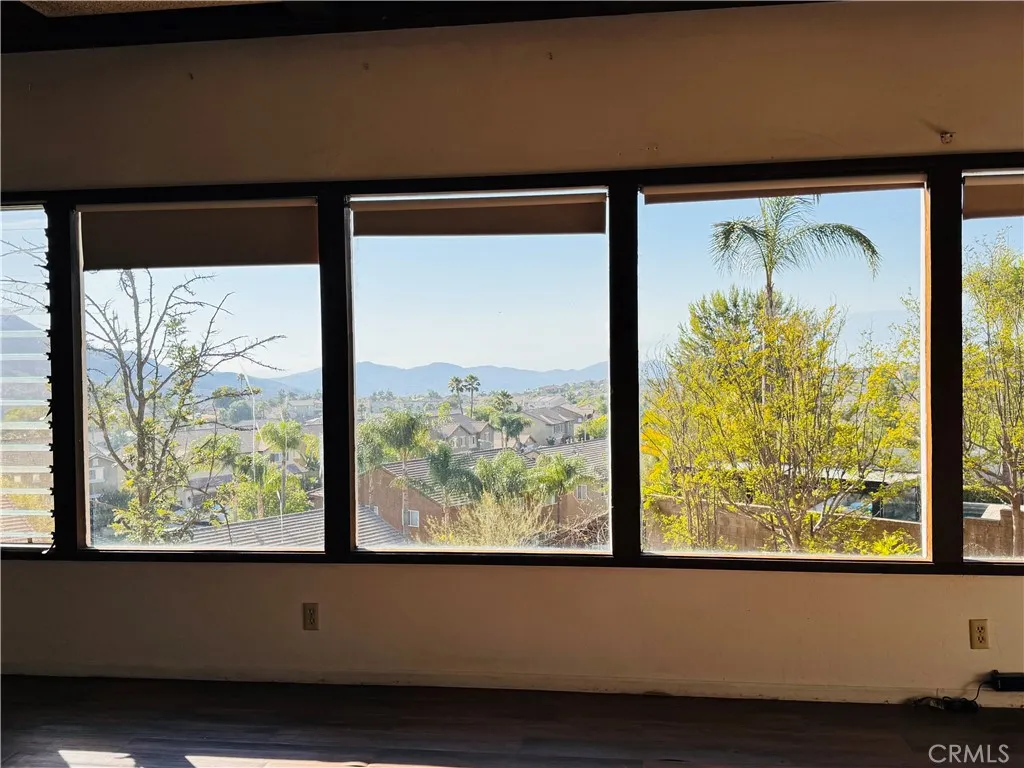 12257 Skywood Court, Riverside, California 92503 home-pic-34