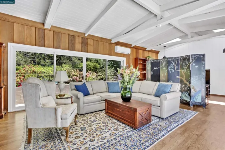 18 Van Tassel Ln, Orinda, California 94563