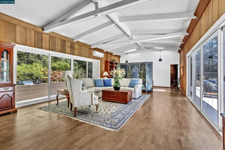 18 Van Tassel Ln, Orinda, California 94563
