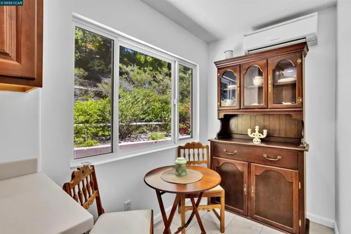 18 Van Tassel Ln, Orinda, California 94563