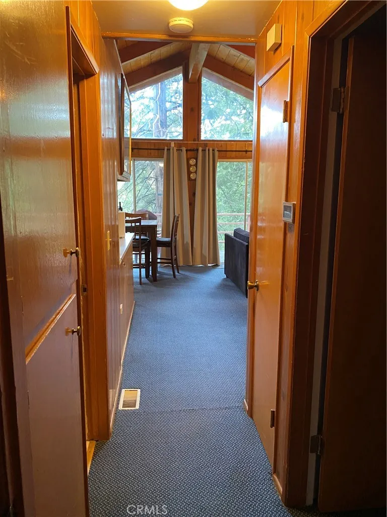 558 Rose Lane, Twin Peaks, California 92391 home-pic-11