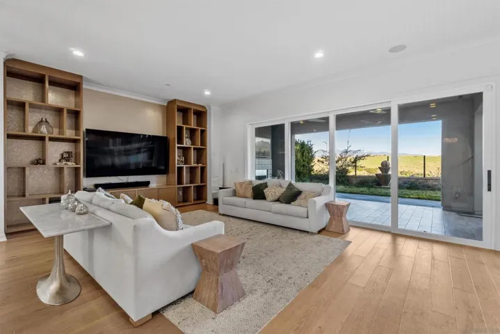 1841 Paterna Dr, Chula Vista, California 91913