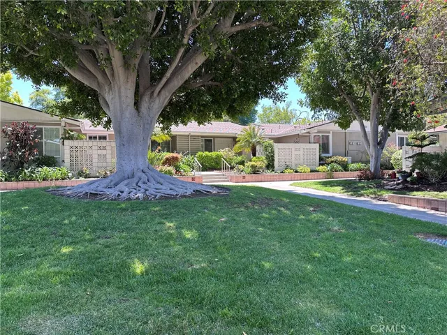 253 Calle Aragon F, Laguna Woods, California 92637