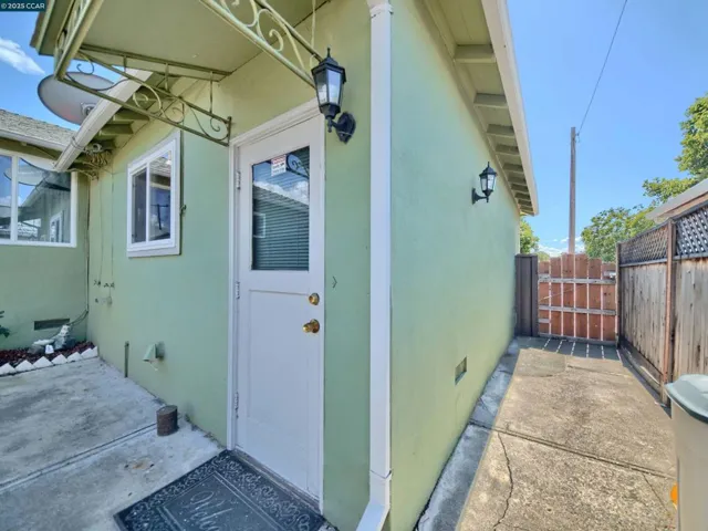 848 Linda Vista Street, San Jose, California 95127-1123