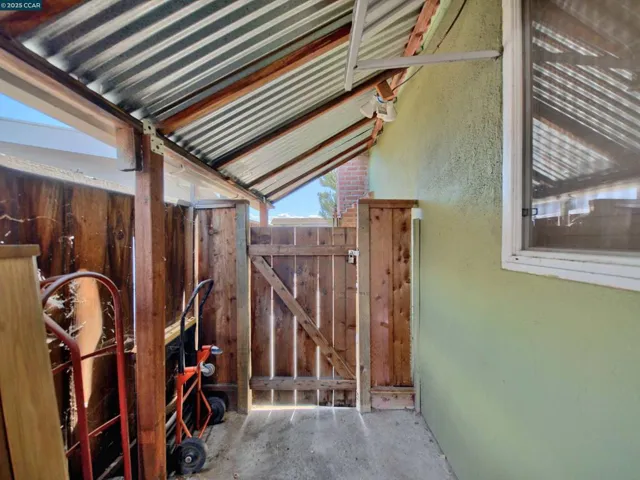 848 Linda Vista Street, San Jose, California 95127-1123