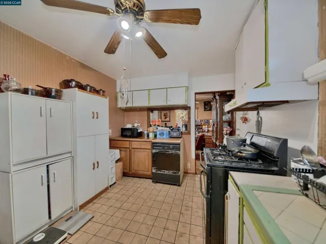 848 Linda Vista Street, San Jose, California 95127-1123