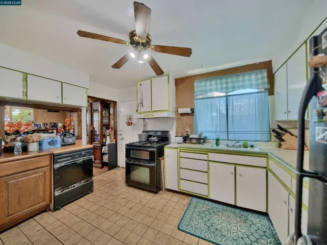 848 Linda Vista Street, San Jose, California 95127-1123