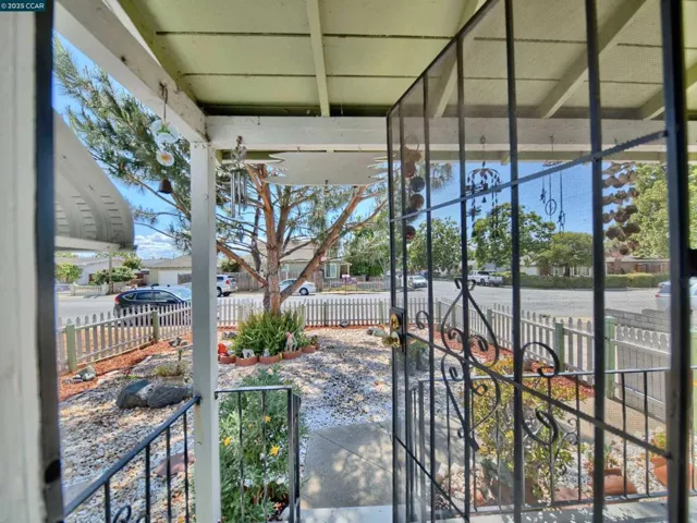 848 Linda Vista Street, San Jose, California 95127-1123