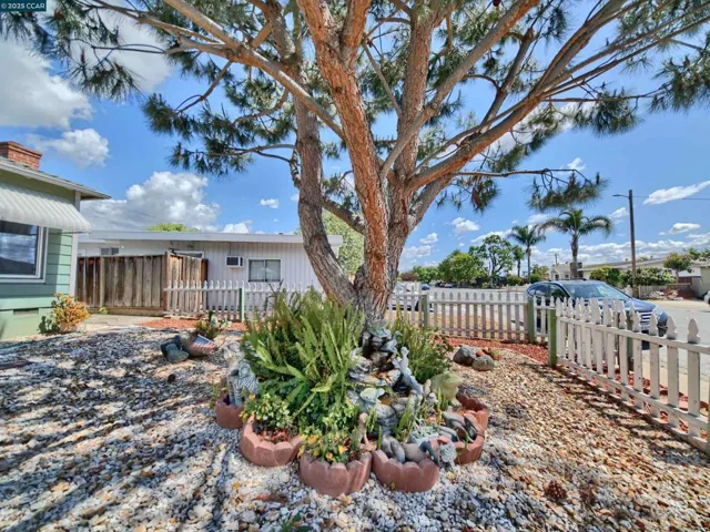 848 Linda Vista Street, San Jose, California 95127-1123