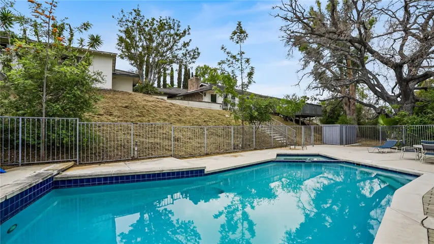 1503 Kensing Lane, North Tustin, California 92705