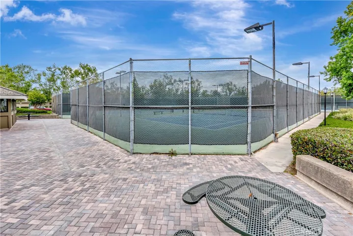 224 Tangelo 372, Irvine, California 92618