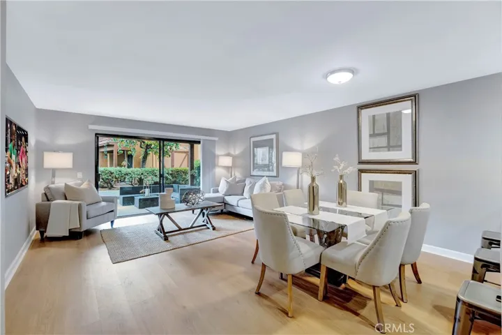 224 Tangelo 372, Irvine, California 92618