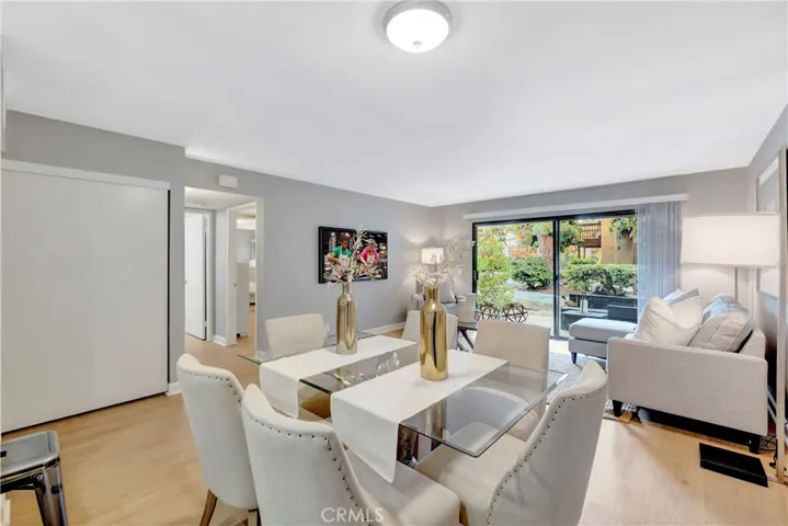 224 Tangelo 372, Irvine, California 92618