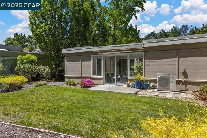2144 Tice Creek Dr 4, Walnut Creek, California 94595