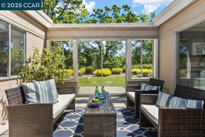 2144 Tice Creek Dr 4, Walnut Creek, California 94595