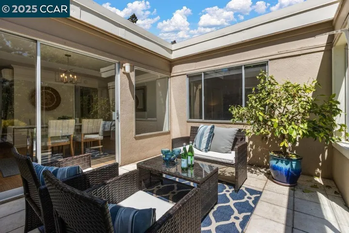 2144 Tice Creek Dr 4, Walnut Creek, California 94595