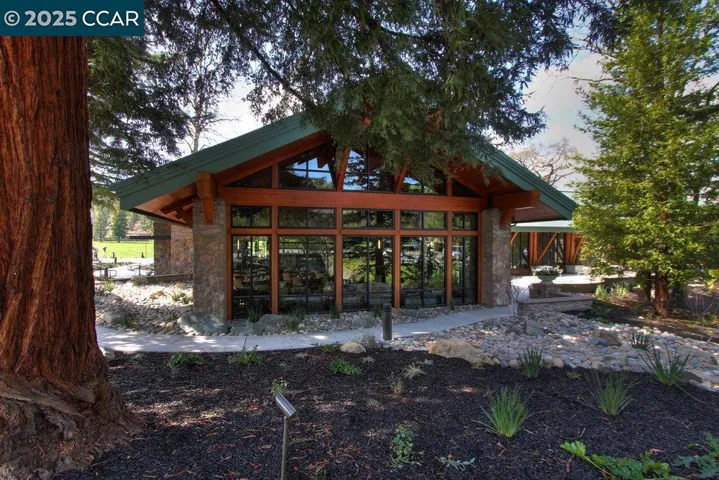 2144 Tice Creek Dr 4, Walnut Creek, California 94595