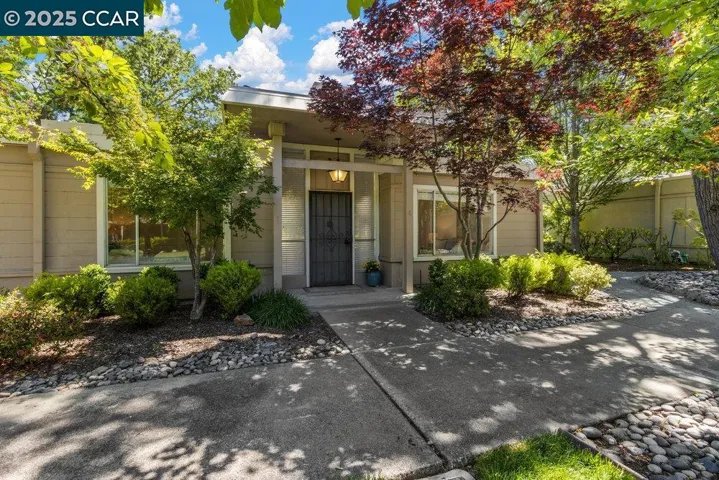 2144 Tice Creek Dr 4, Walnut Creek, California 94595