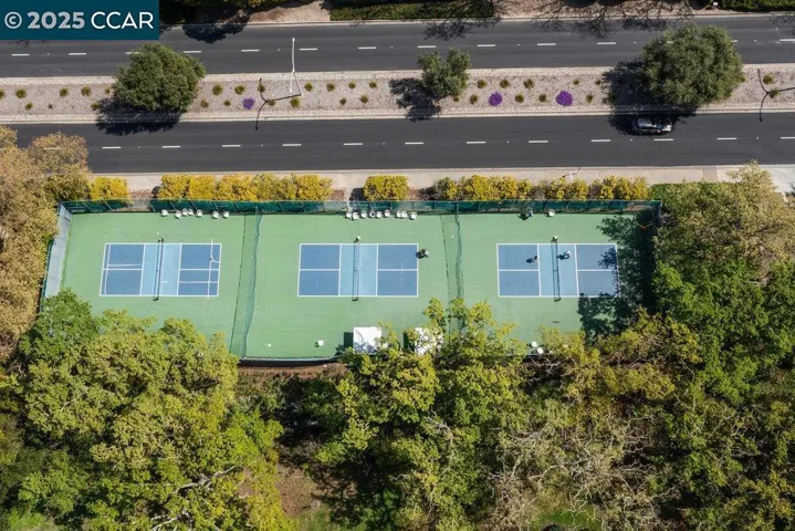 2144 Tice Creek Dr 4, Walnut Creek, California 94595