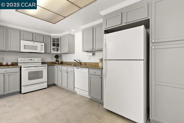 2144 Tice Creek Dr 4, Walnut Creek, California 94595