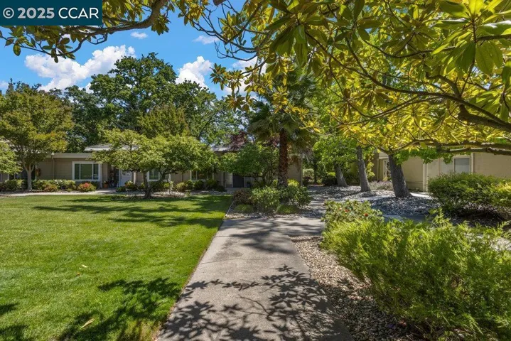 2144 Tice Creek Dr 4, Walnut Creek, California 94595