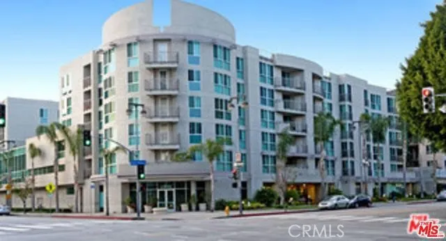 267 S San Pedro Street, Los Angeles, California 90012 home-pic-0