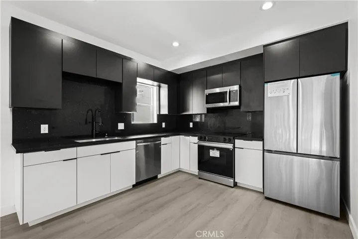 644 N Boyle, Los Angeles, California 90033